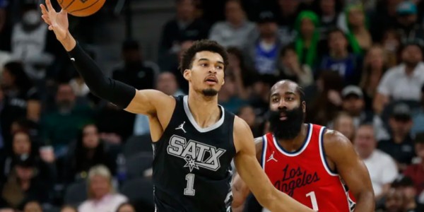 天博体育官方入口-4-3神奇晋级，0-4惨败出局！NBA最大的伪强队，四巨头要解体了